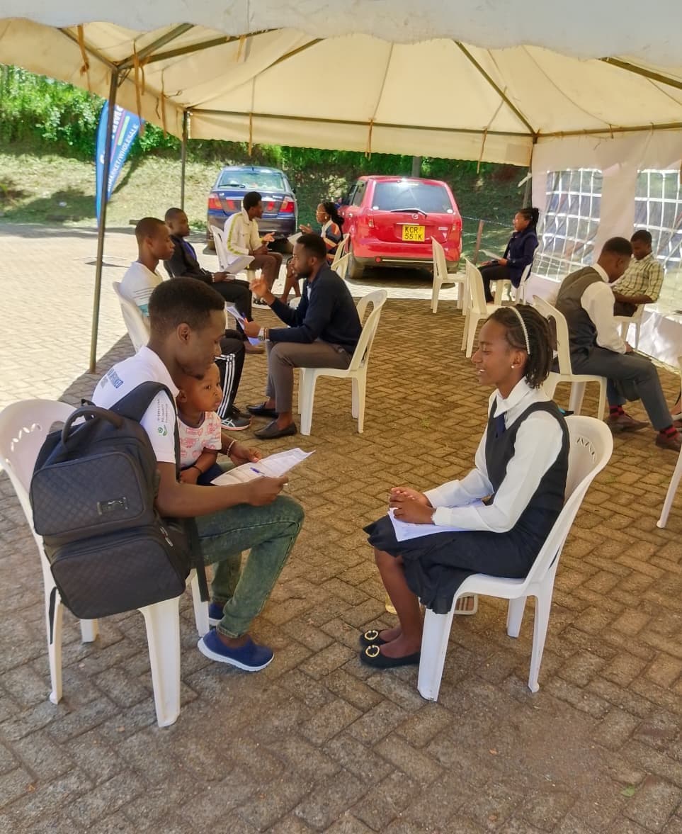 A confidential peer counselling session